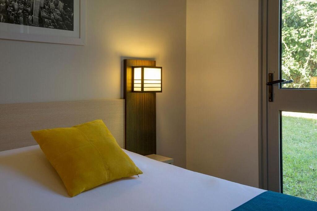 The Originals City, Hotel Novella Confort, Nantes Est Carquefou Εξωτερικό φωτογραφία