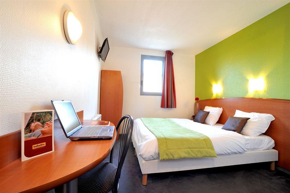 The Originals City, Hotel Novella Confort, Nantes Est Carquefou Εξωτερικό φωτογραφία
